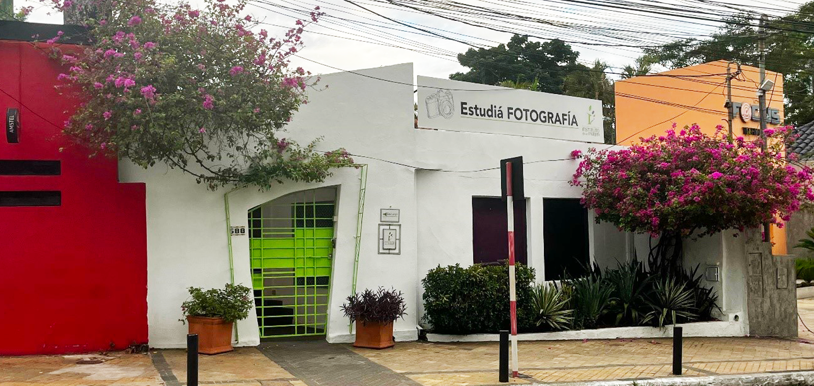 MUCAFOT: Un vistazo al mundo de las cámaras fotográficas